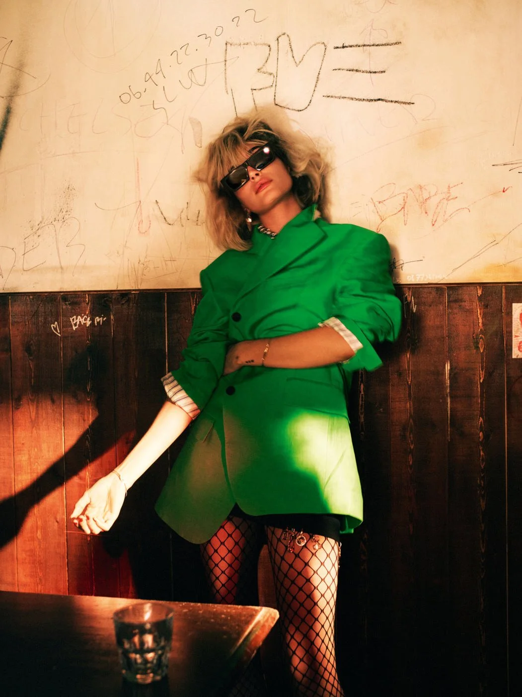女性情報誌 Vogue Paris Magazine May 2021 Hailey Bieber Covers Vogue Paris May 2021, in Hailey B. Atomic